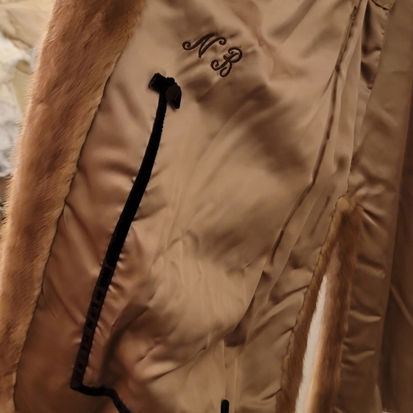 Jenuine fur mink coat - Picture 2 of 14
